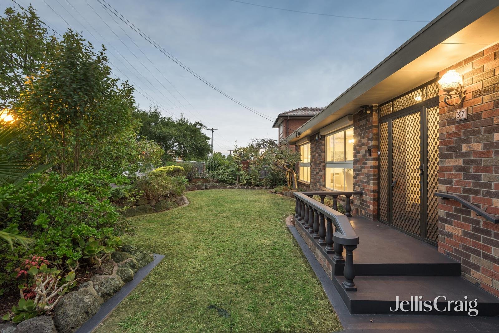 37 Grant Olson Avenue, Bulleen image 14