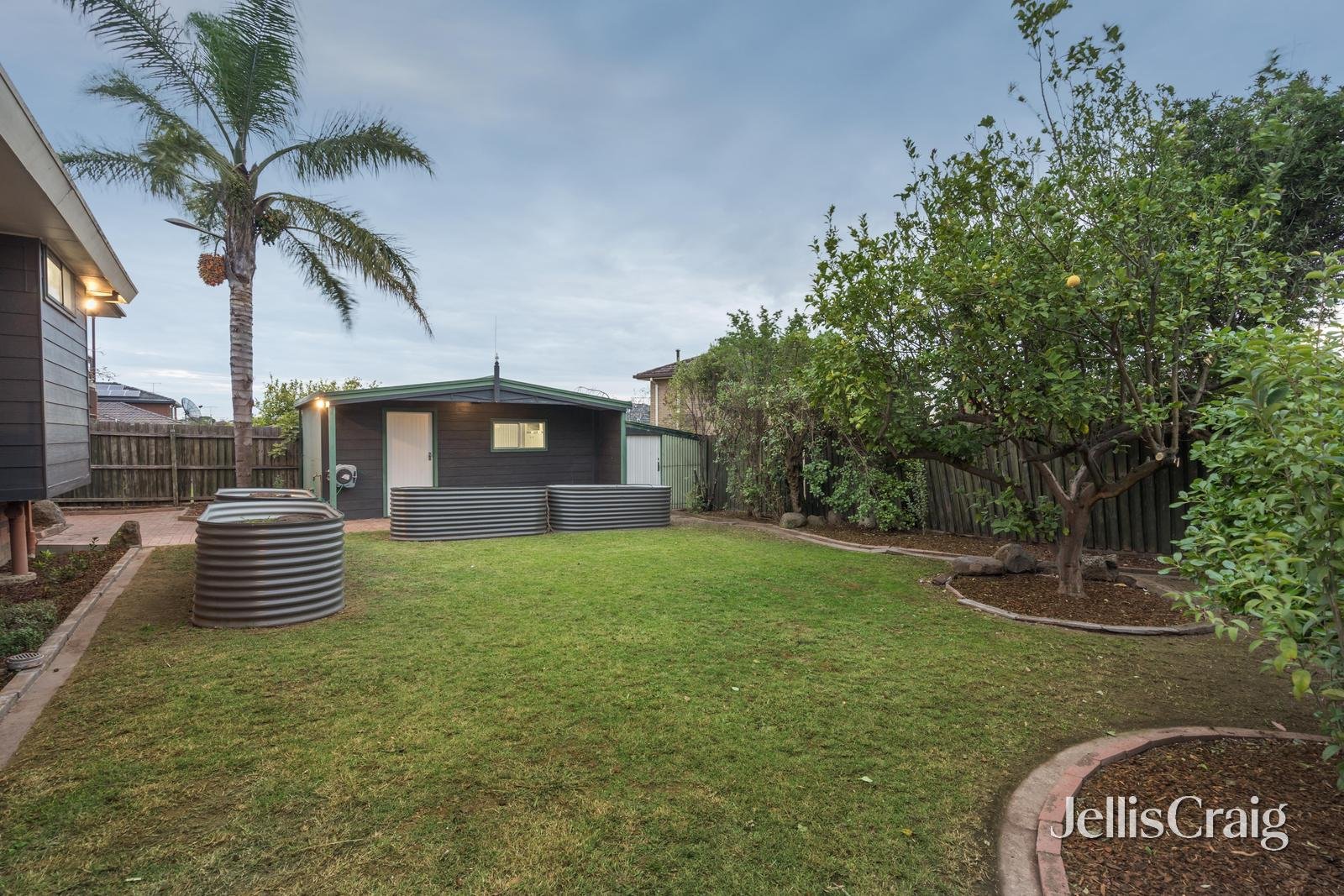 37 Grant Olson Avenue, Bulleen image 15