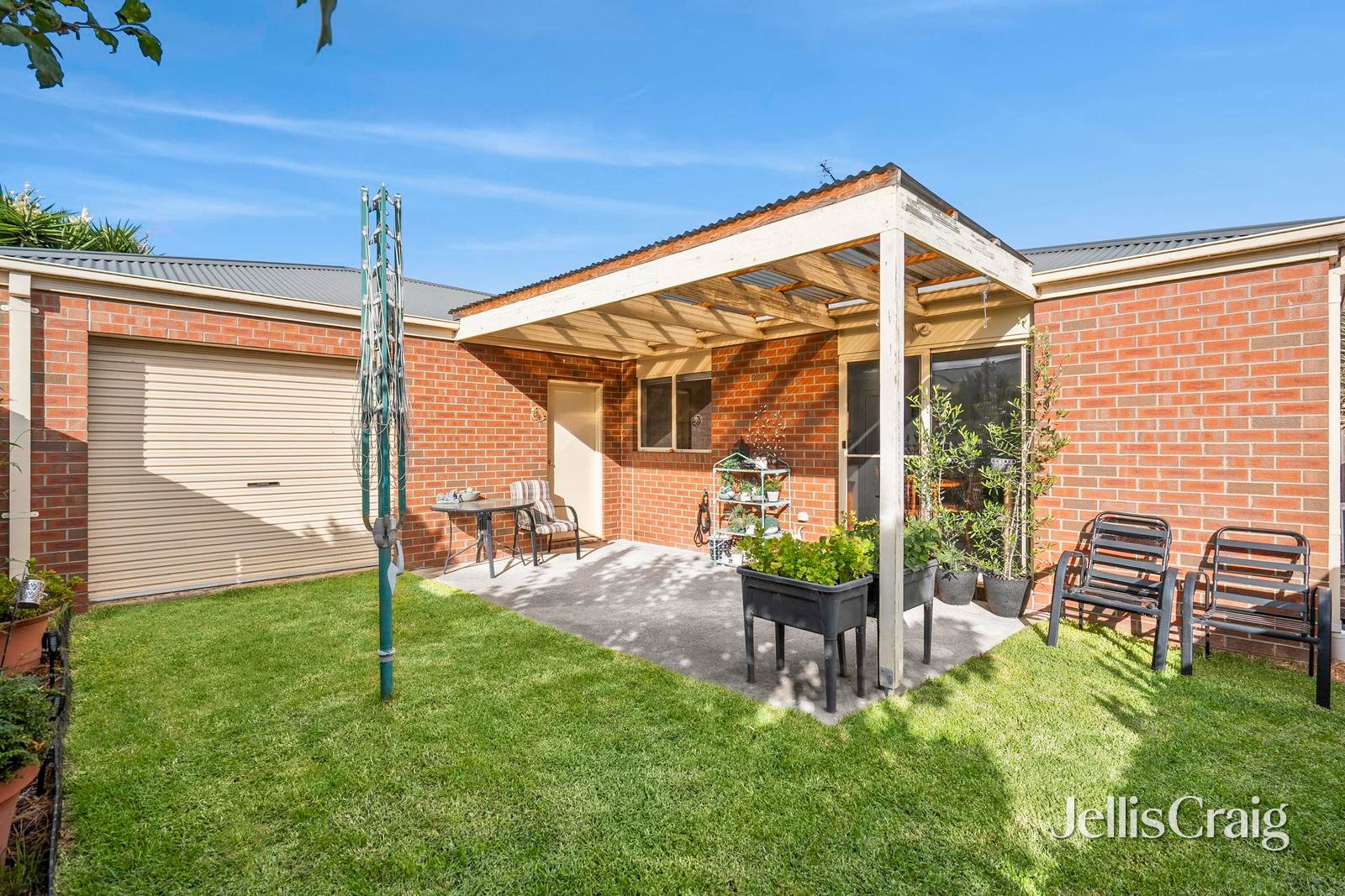 3/7 Helms Street, Newcomb image 4