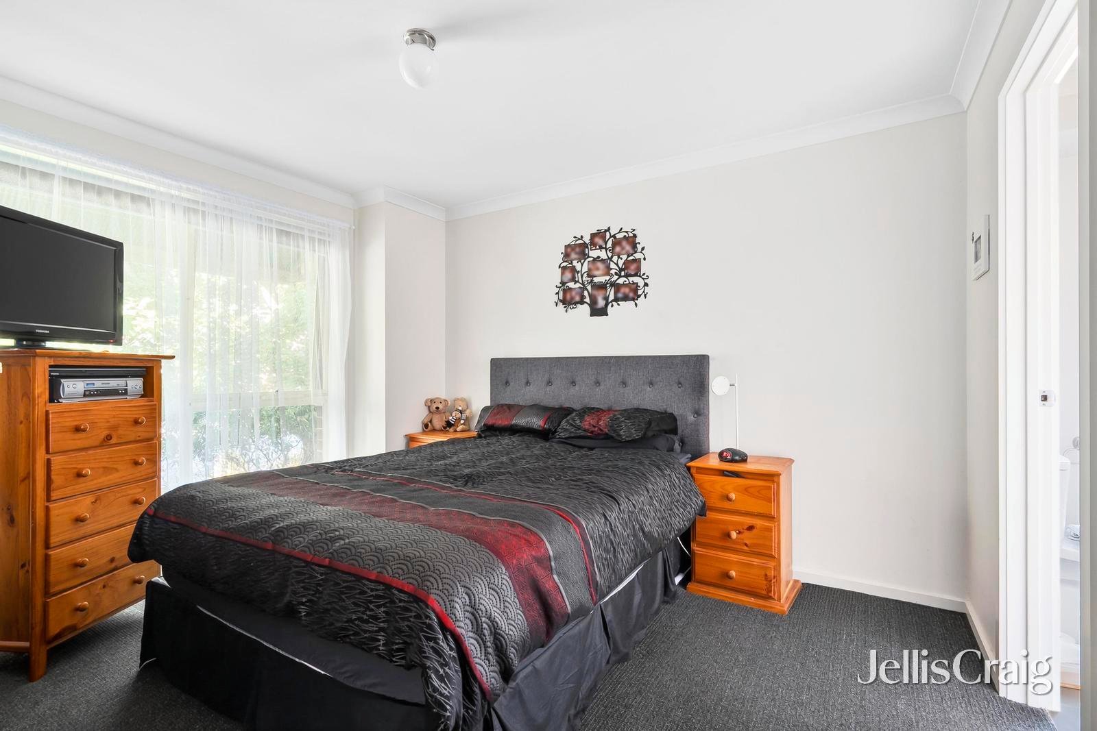 3/7 Helms Street, Newcomb image 5