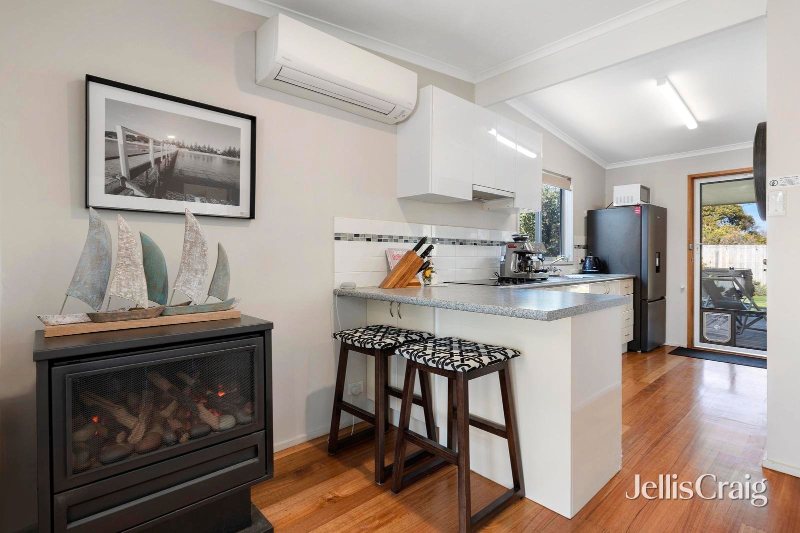 37 Hilltop Avenue, Blairgowrie image 4
