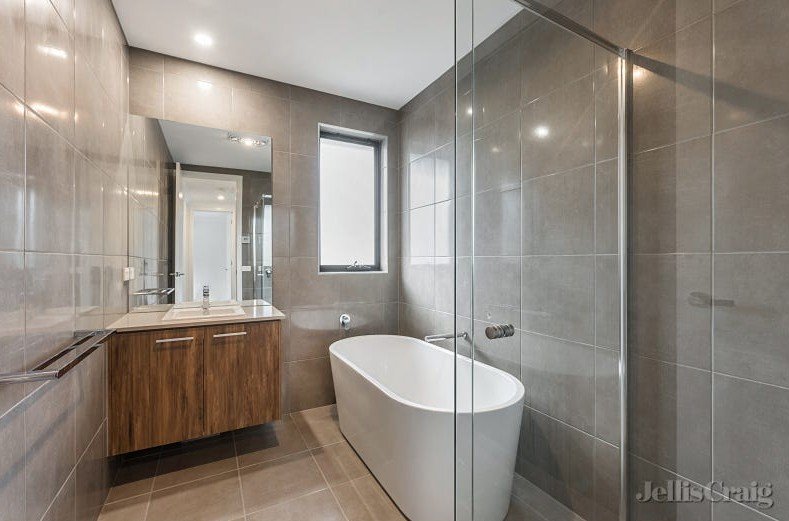 37 Hobart Road, Murrumbeena image 4