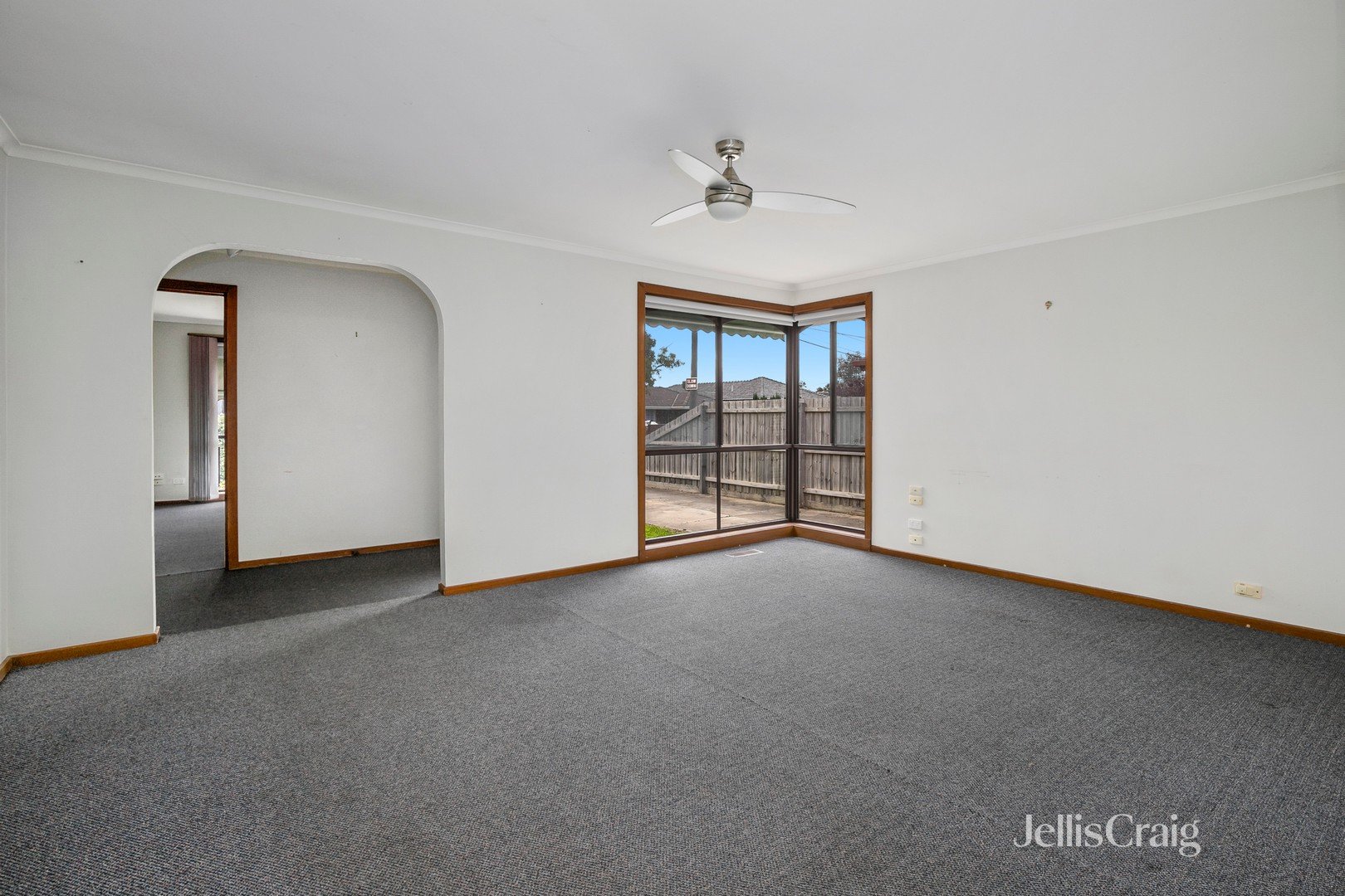 37 Hoddle Way, Altona&nbsp;Meadows image 1