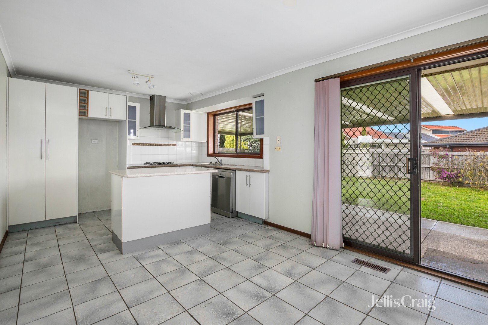 37 Hoddle Way, Altona&nbsp;Meadows image 2
