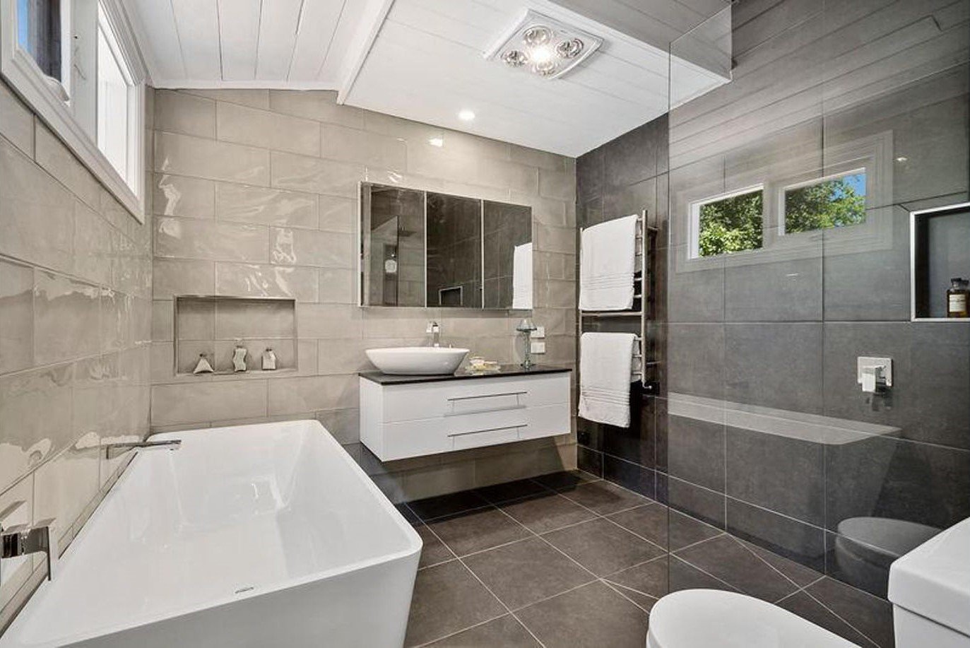 Property Gallery Thumbnail 5