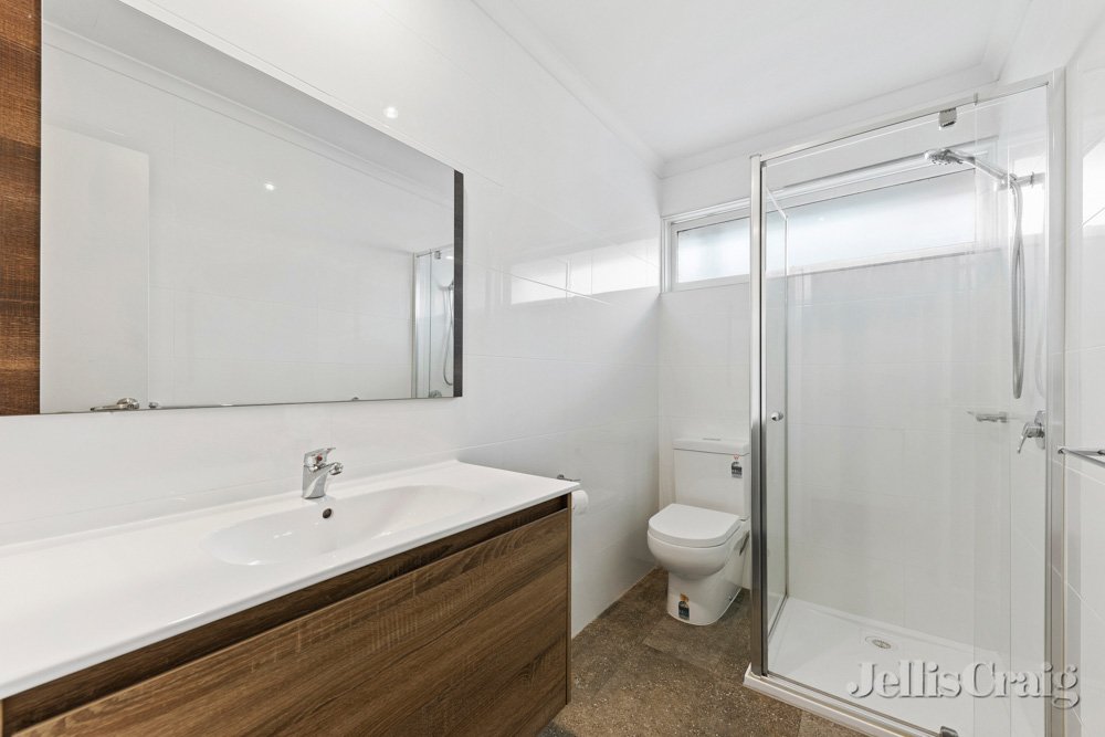 3/7 Kenilworth Parade, Ivanhoe image 6