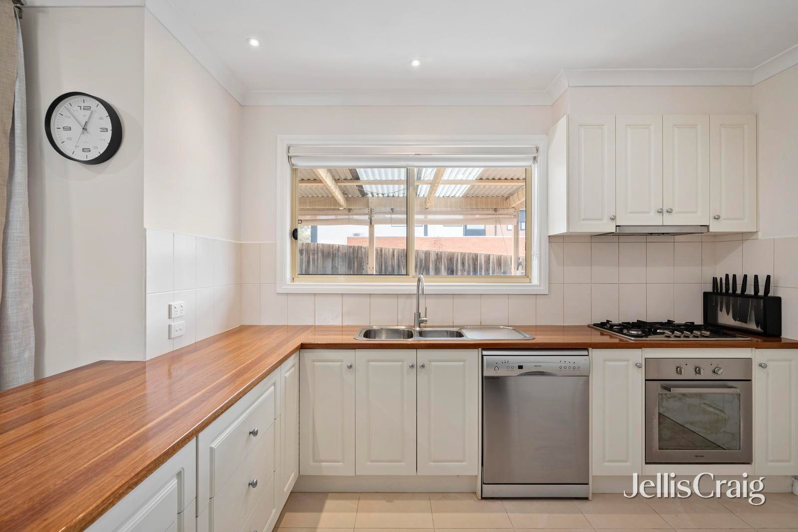 3/7 Kerr Street, Lilydale image 2