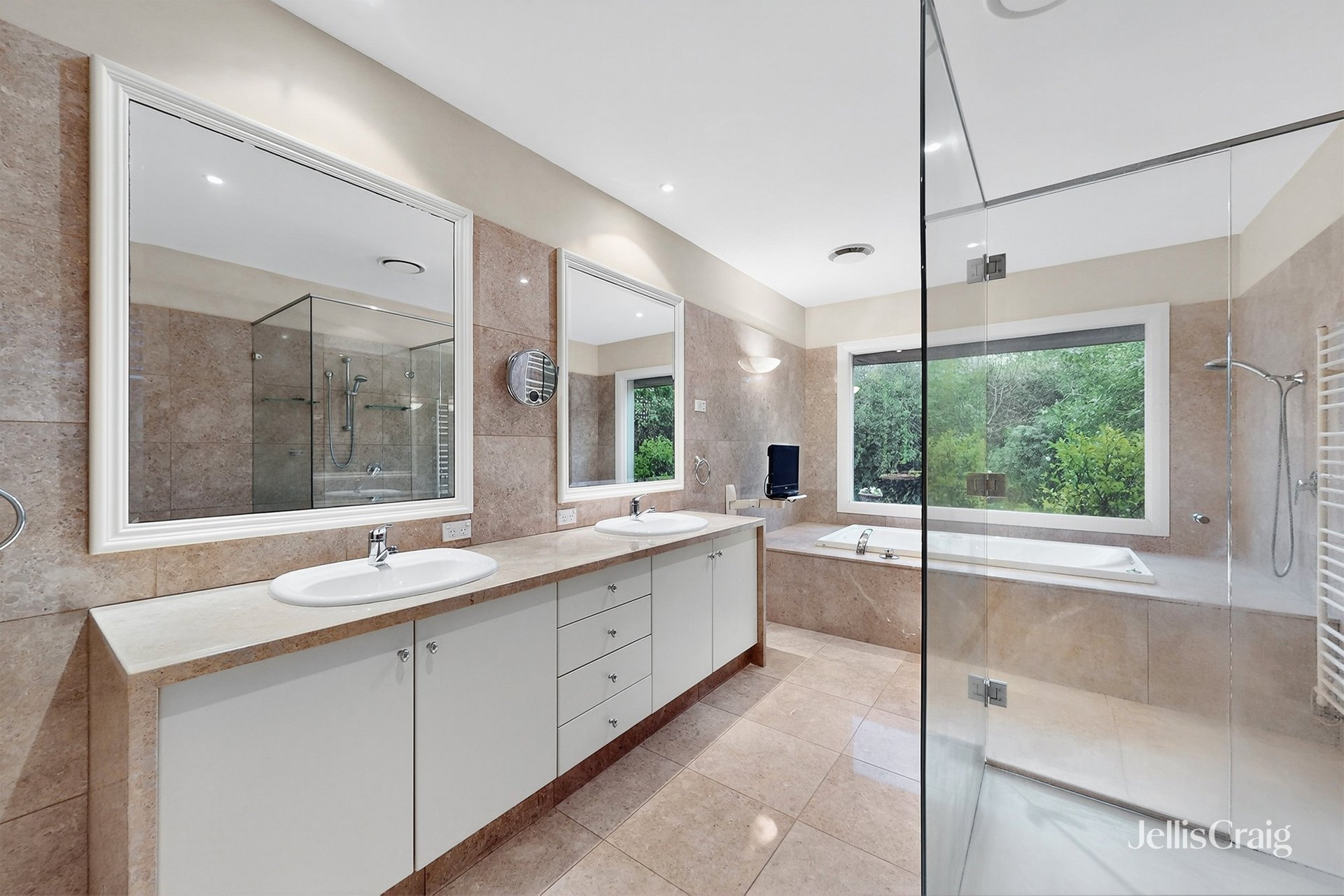 37 Kinane Street, Brighton image 10