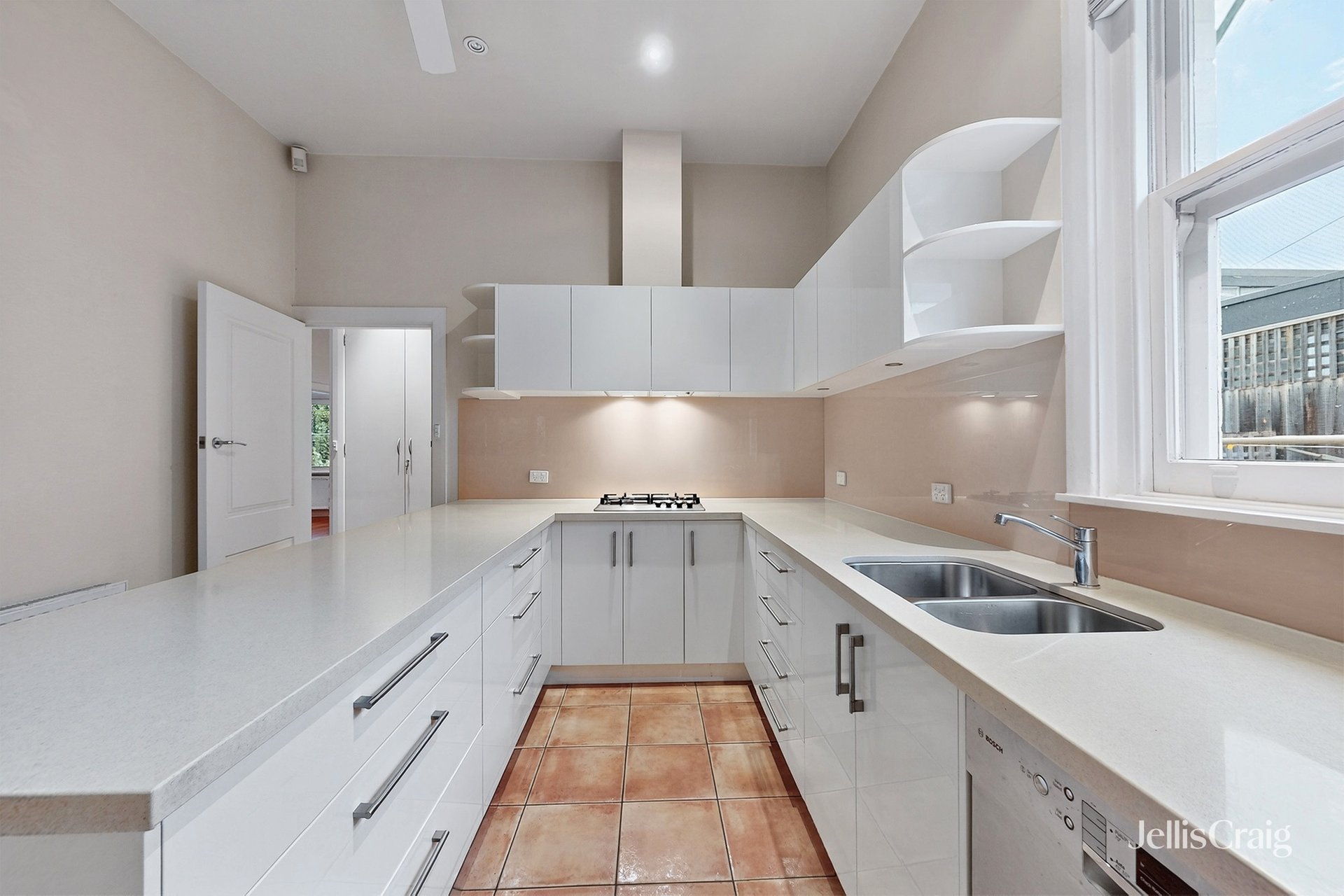 37 Kinane Street, Brighton image 5