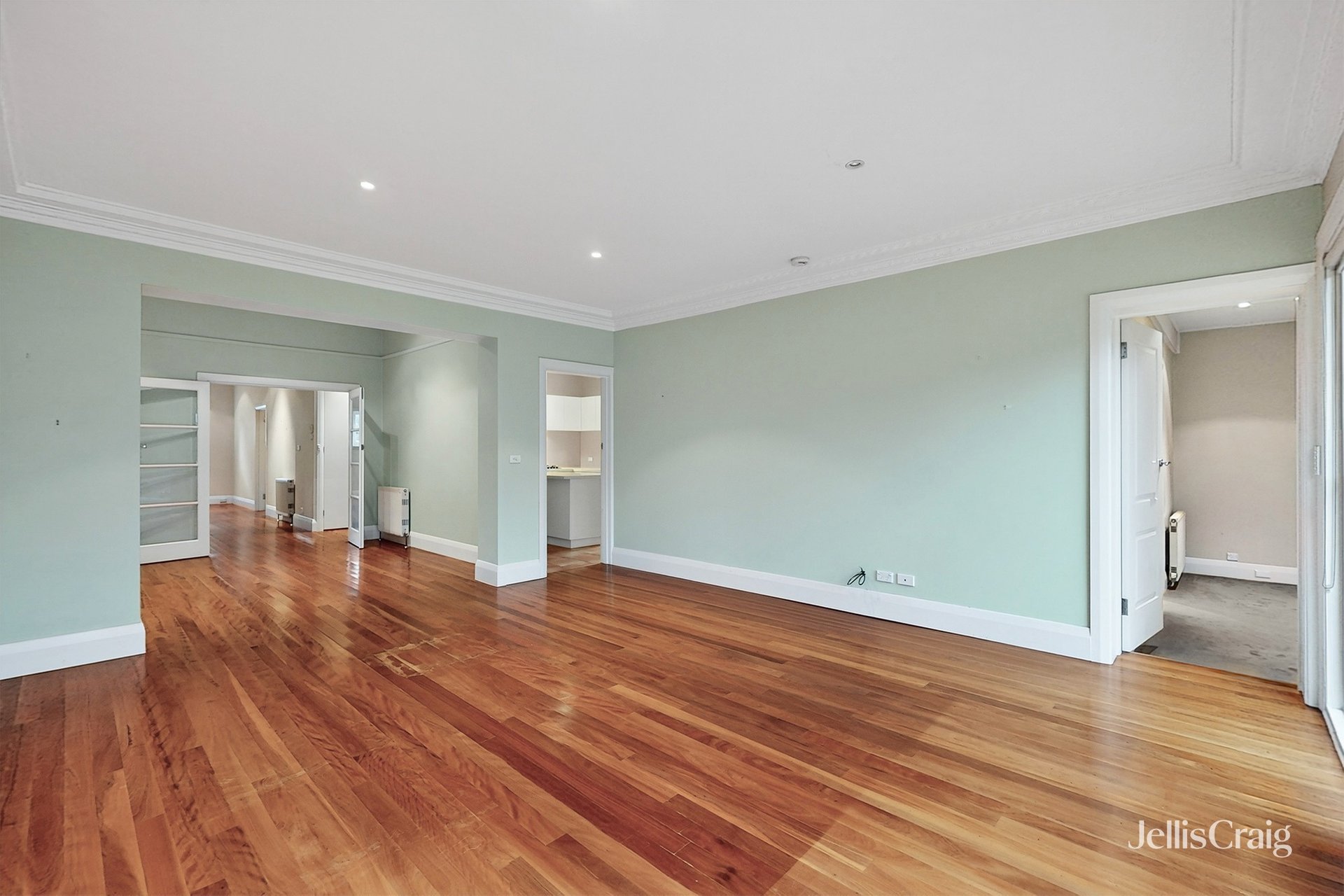 37 Kinane Street, Brighton image 3