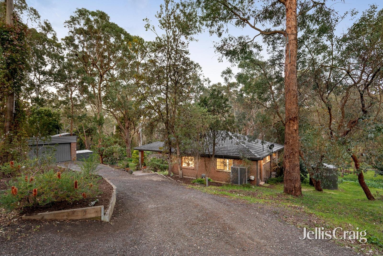 37 Koornong Crescent, North&nbsp;Warrandyte image 3