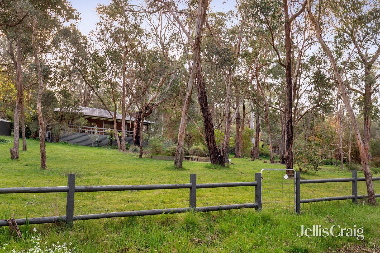 37 Koornong Crescent, North&nbsp;Warrandyte image 14