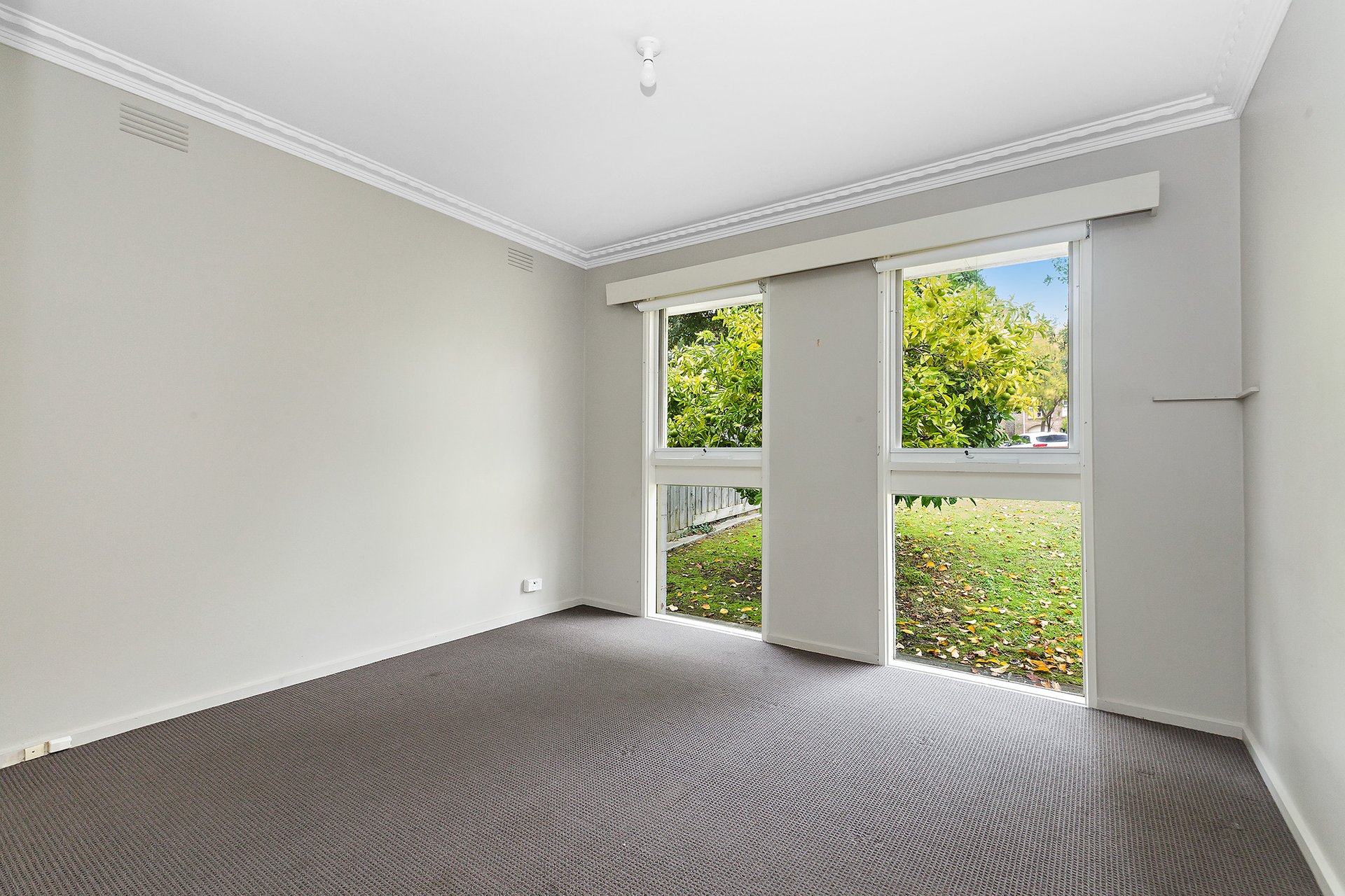 37 Lincoln Avenue, Mont Albert North image 4