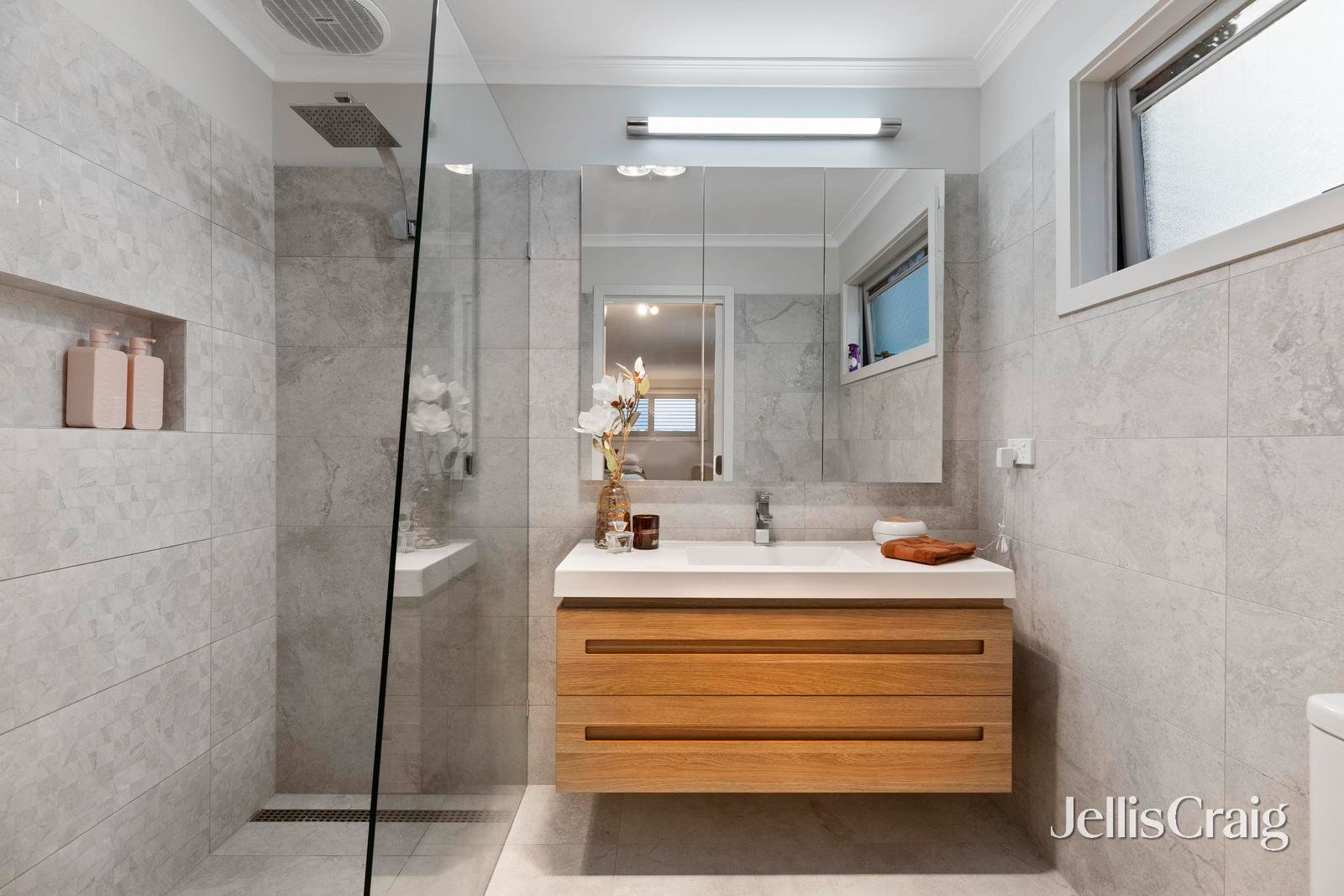 37 Margot Avenue, Doncaster image 12