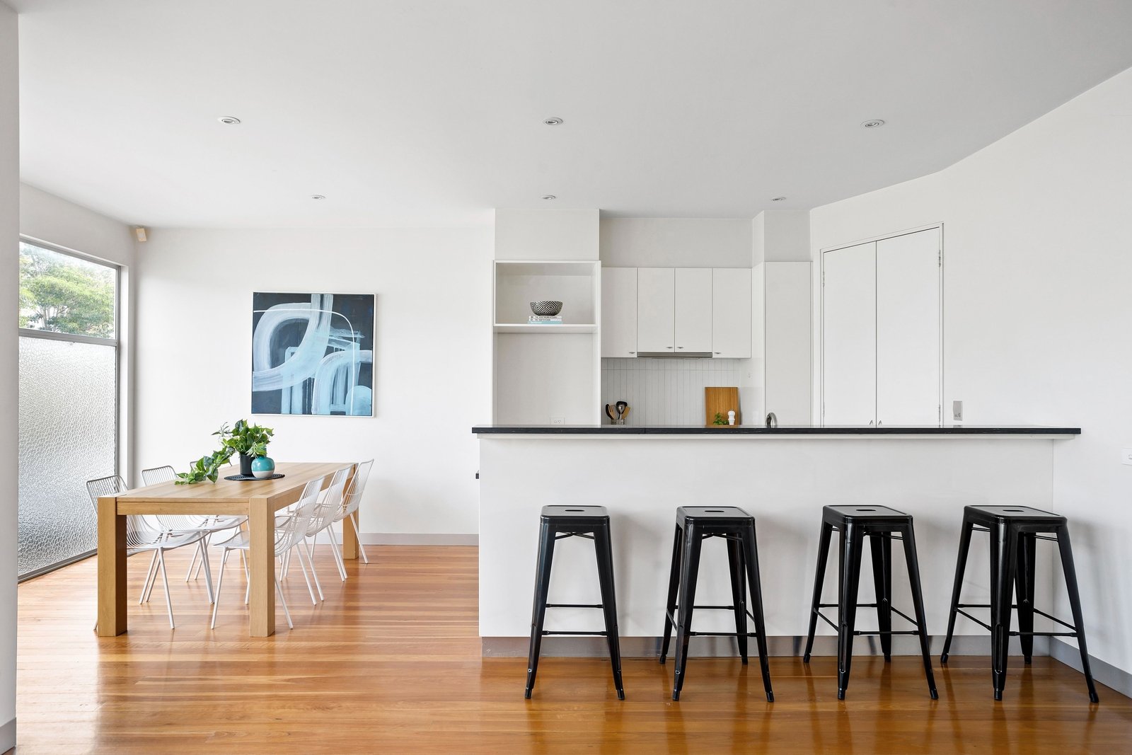Property Gallery Thumbnail 2