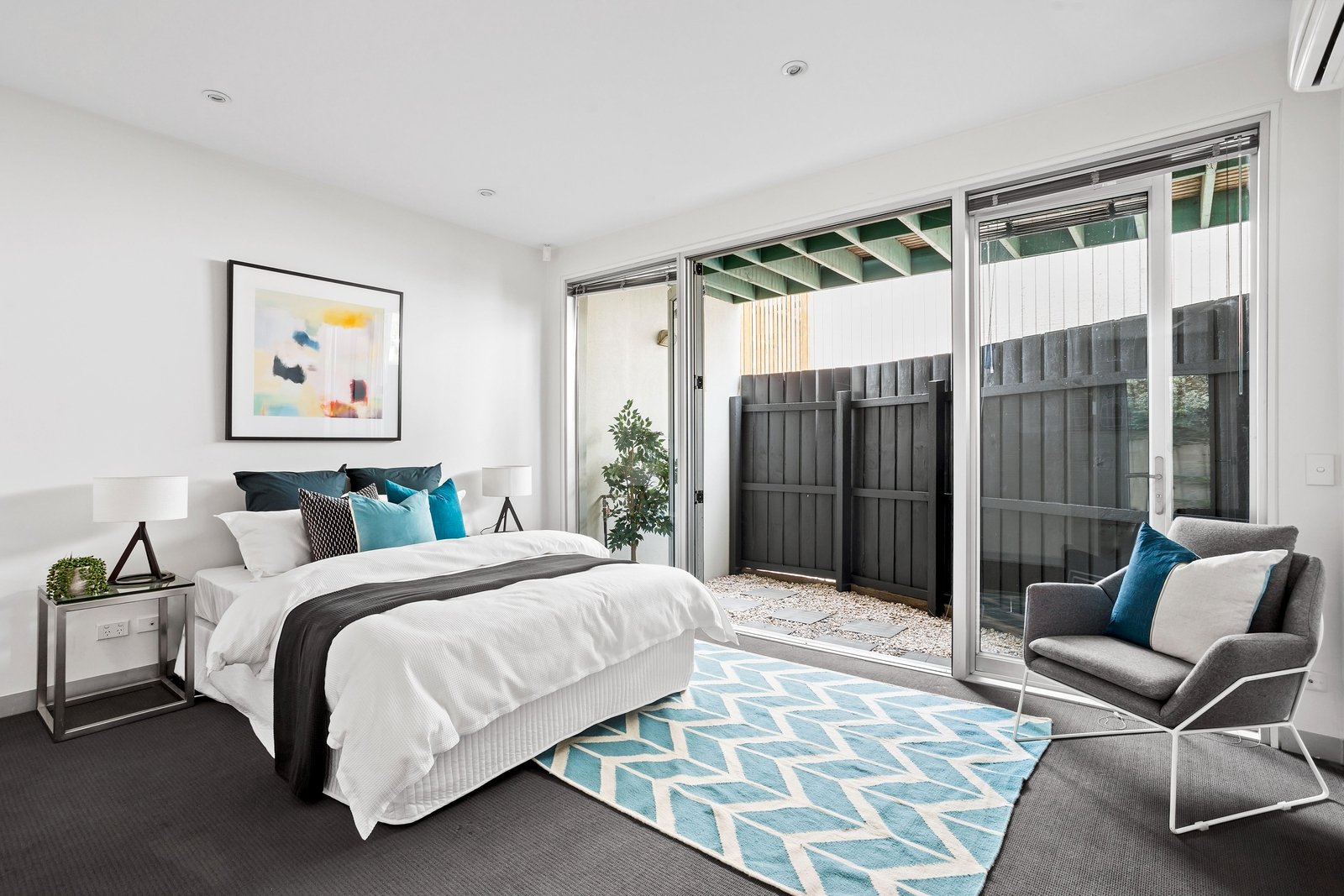 Property Gallery Thumbnail 4