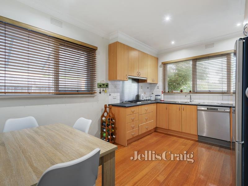 37 Maxia Road, Doncaster East image 3