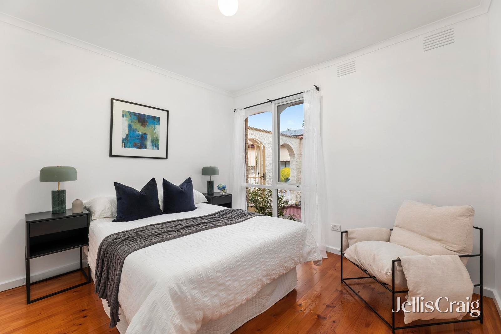 3/7 Miller Crescent, Mount&nbsp;Waverley image 9