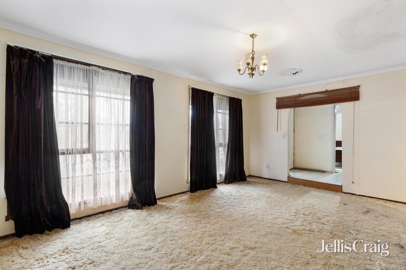 37 Milton Parade, Bundoora image 4