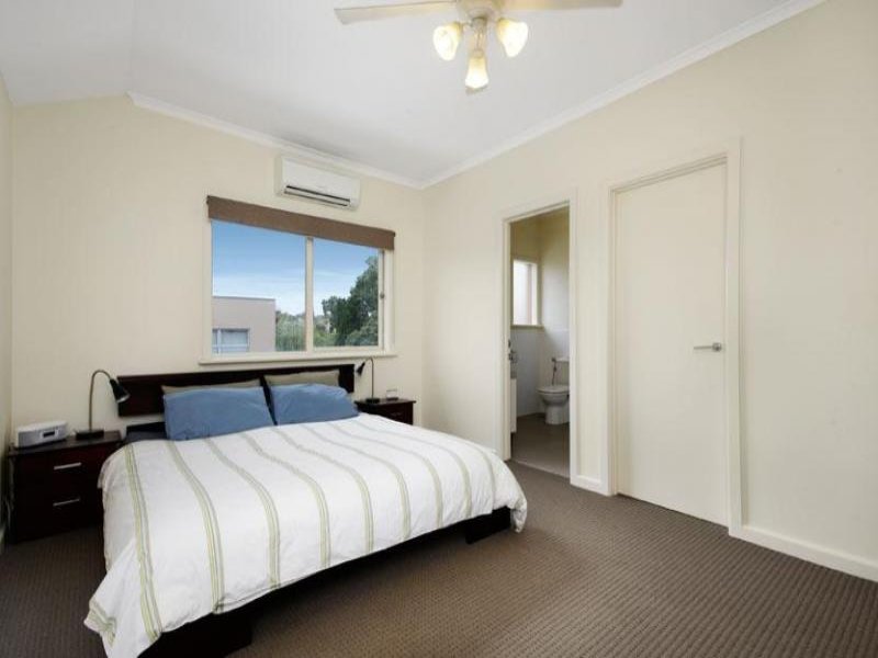 37 Moselle Street, Mont Albert North image 6