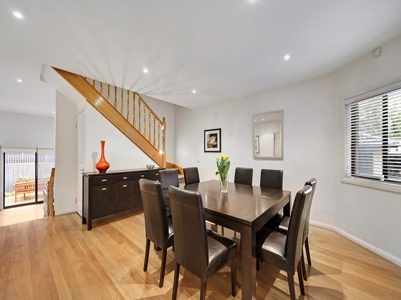 3/7 Mutual Road, Balwyn North image 3