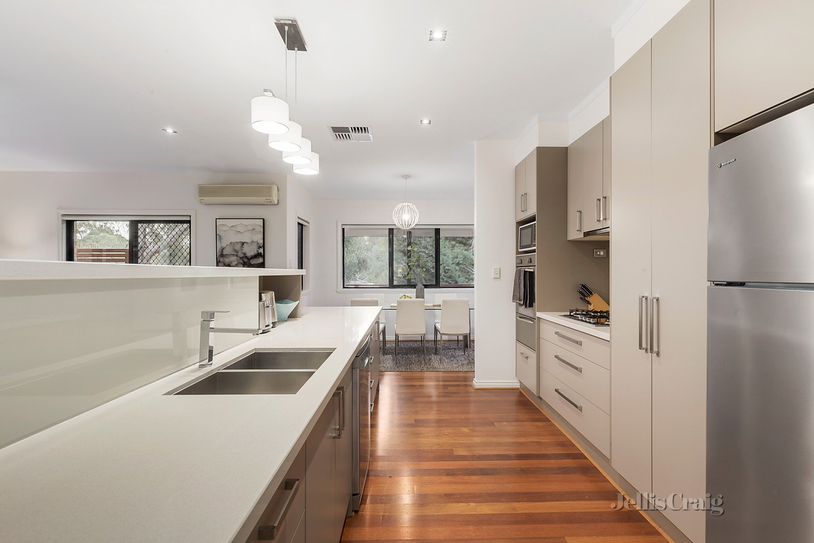 37 Nerreman Gateway, Eltham image 3