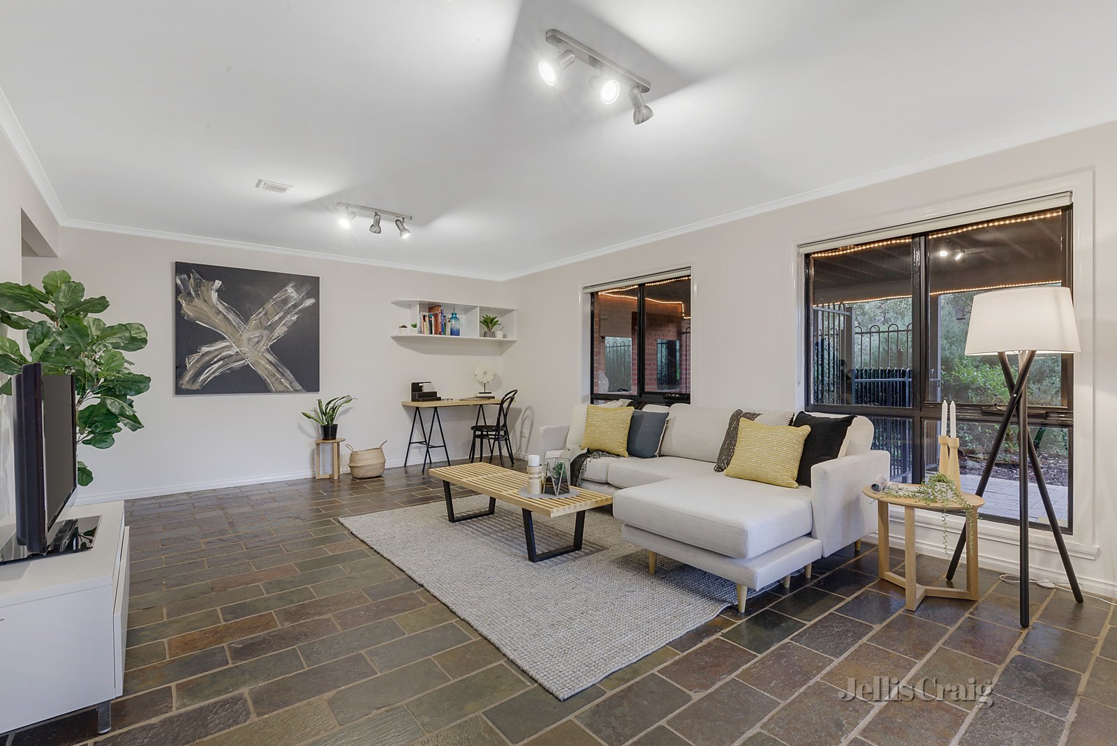 37 Nerreman Gateway, Eltham image 6