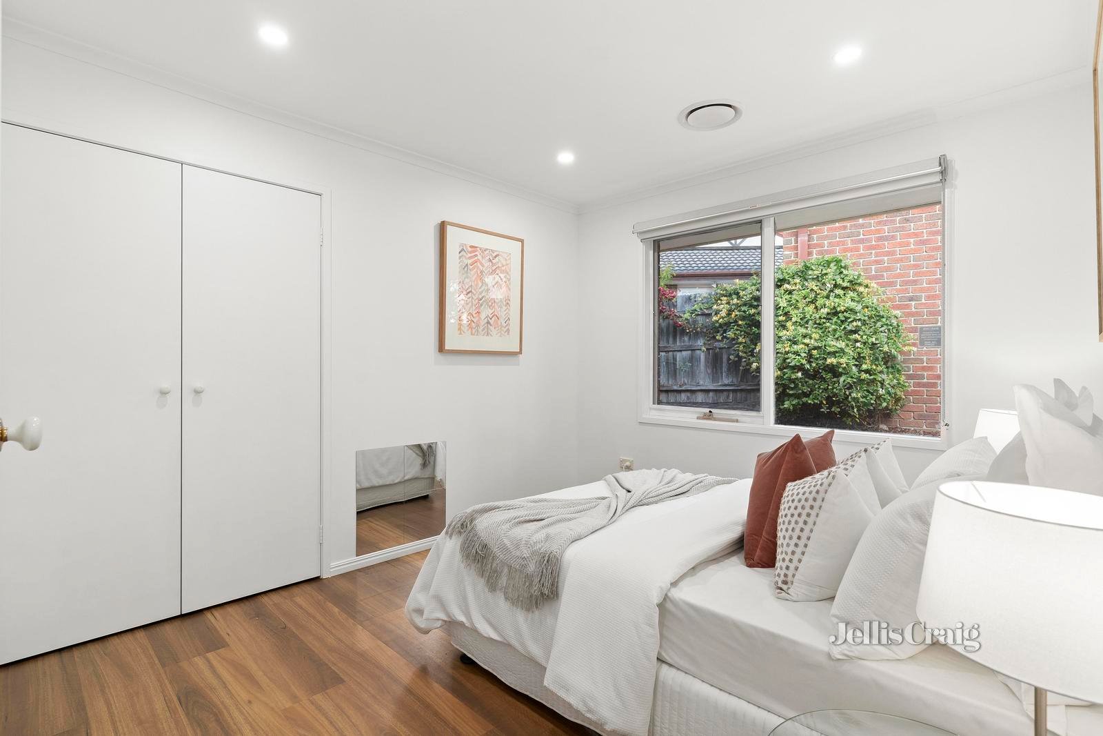 37 Nursery Road, Croydon image 15