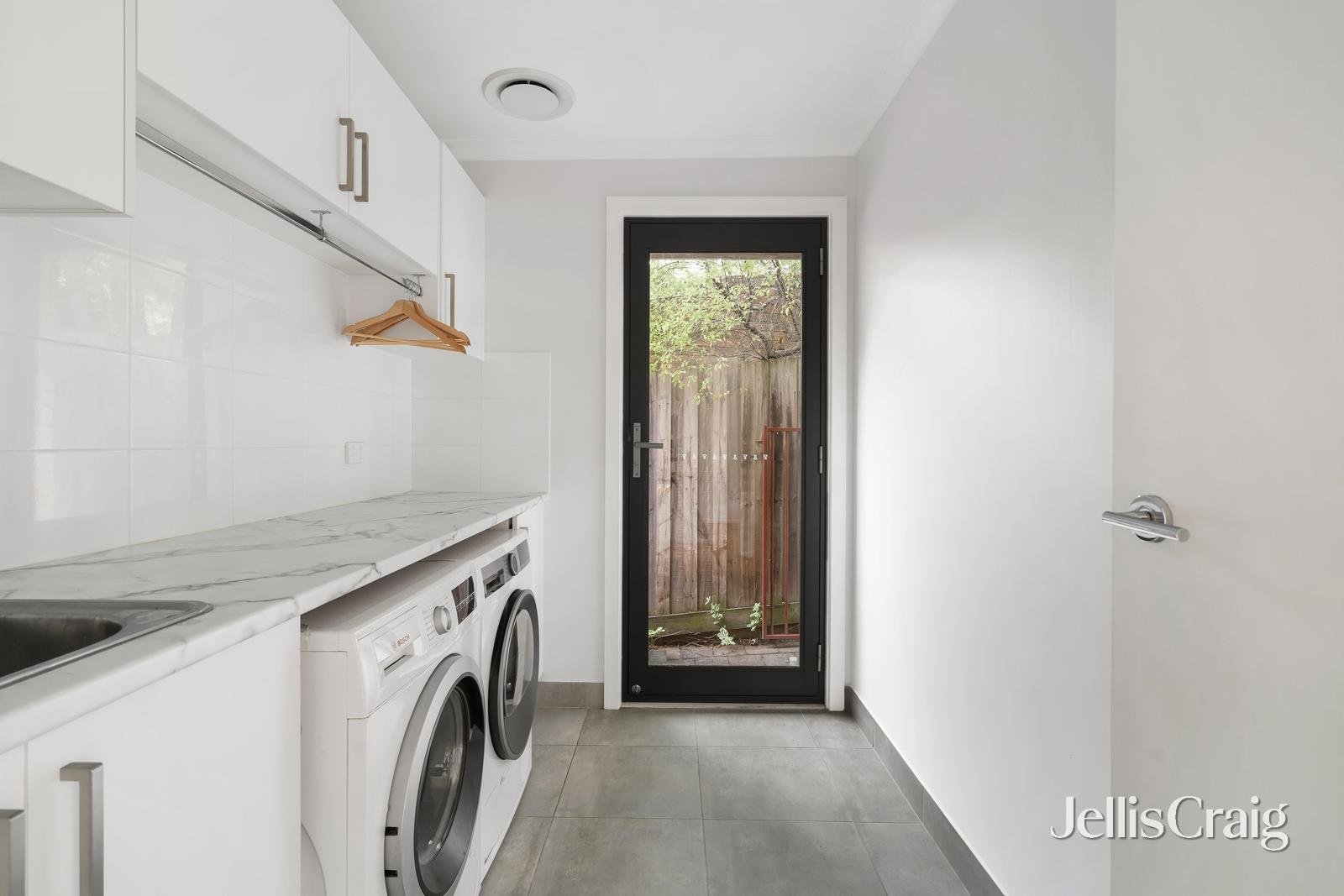 37 Olympic Avenue, Montmorency image 17