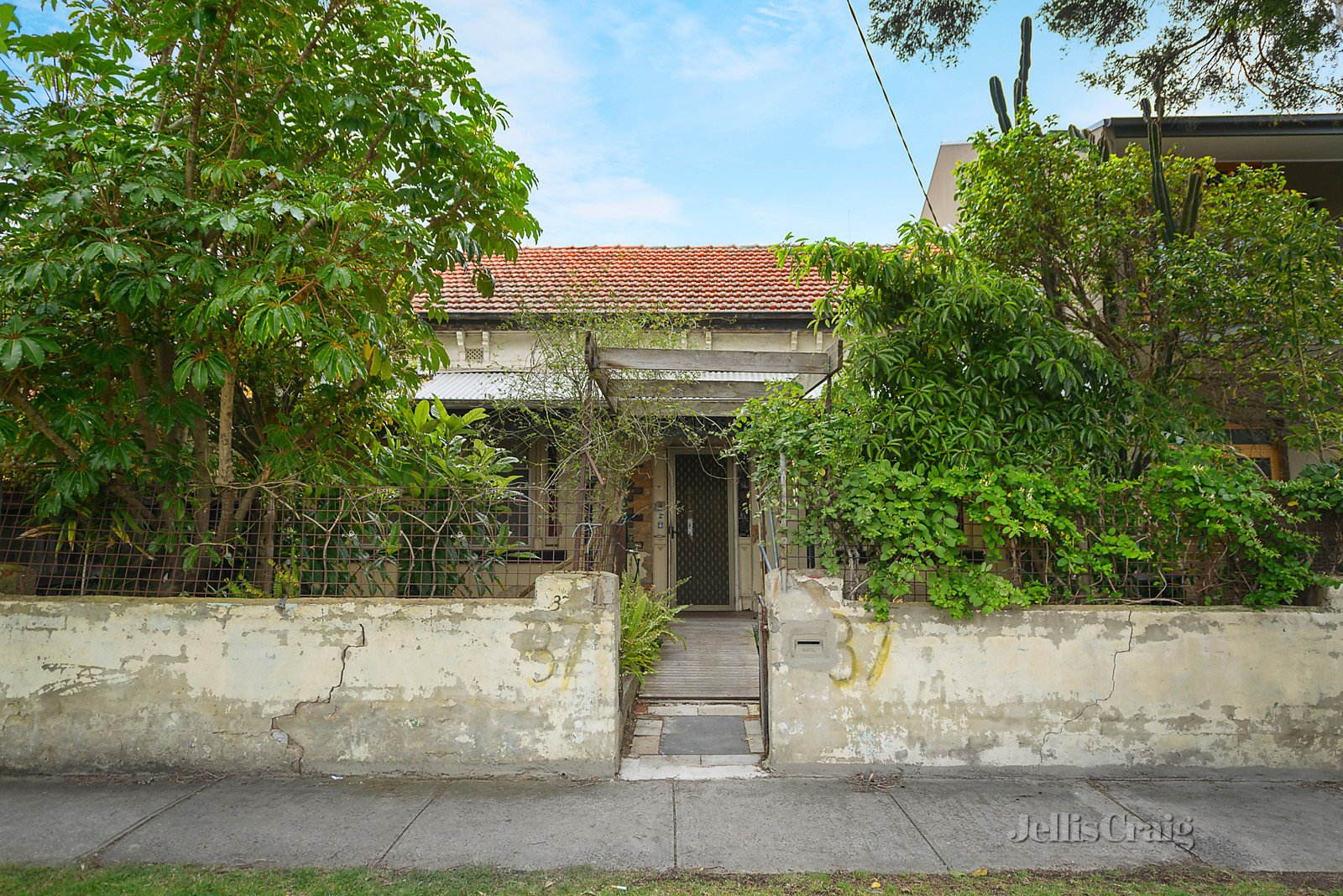 37 Perth Street, Prahran image 2