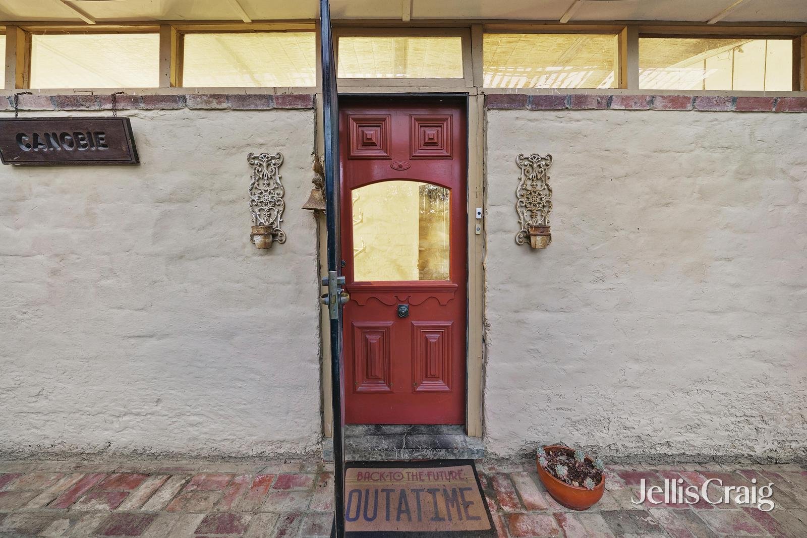 37 Rangeview Road, Lower Plenty image 2