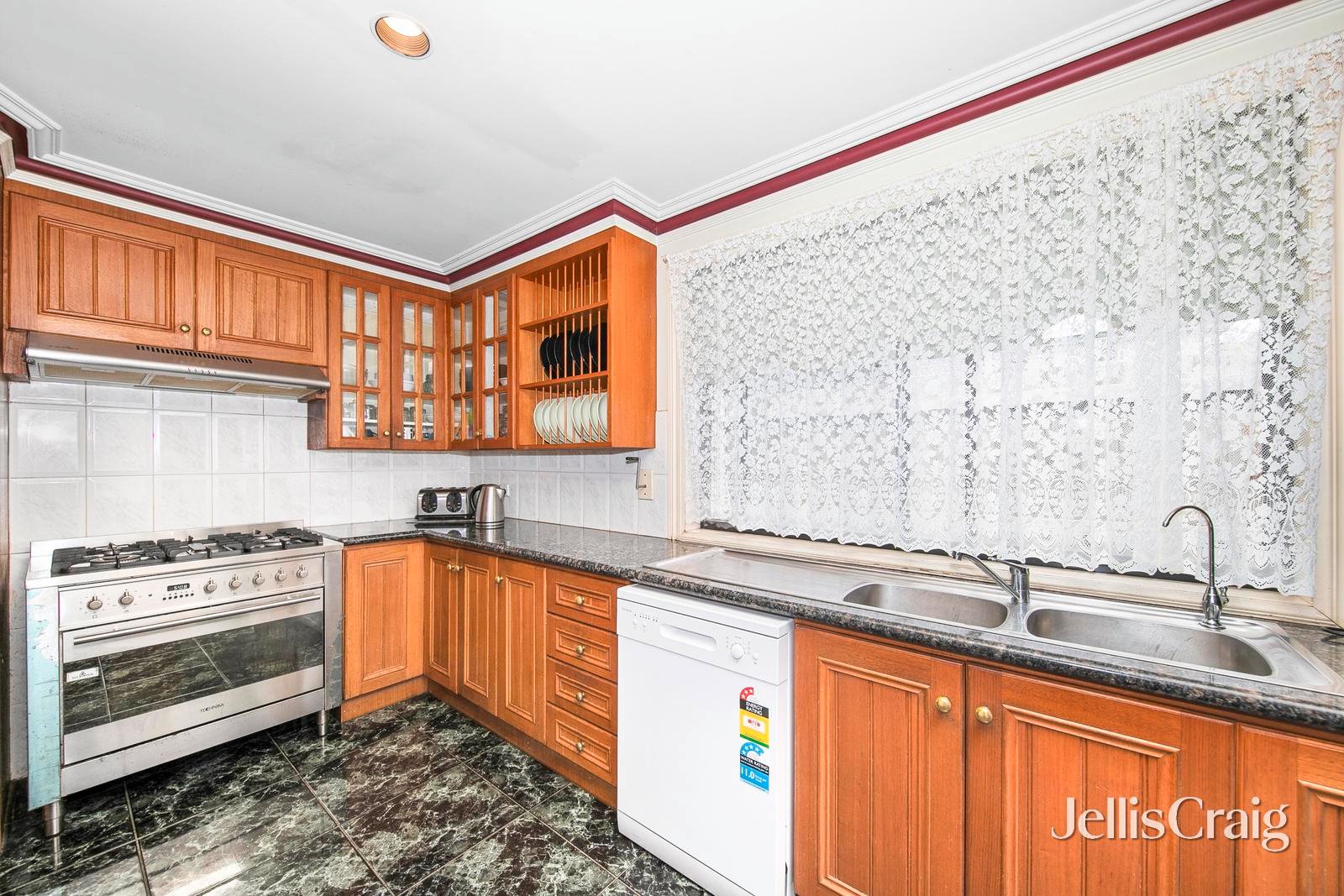 37 Rayner Street, Altona image 7