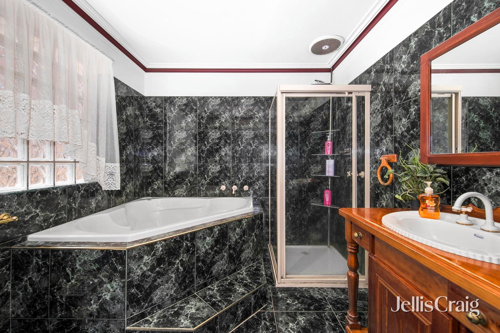 37 Rayner Street, Altona image 8