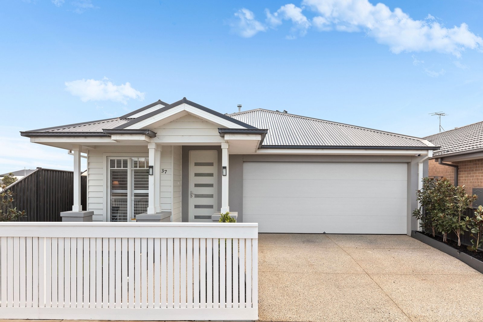 Property Gallery Thumbnail 2