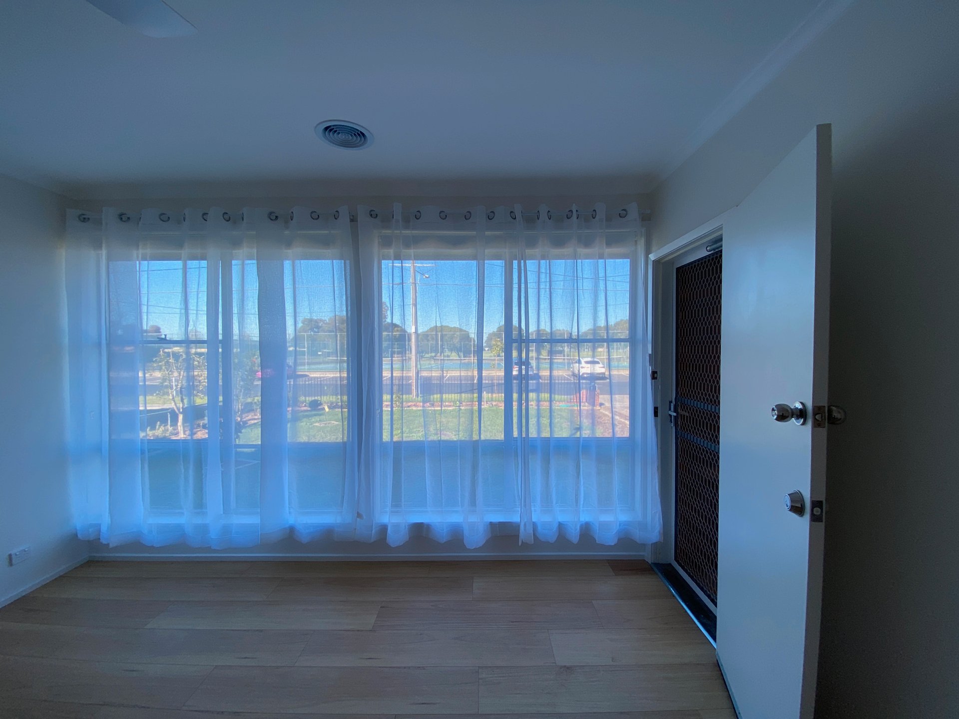 37 Richard Street, Newcomb image 4
