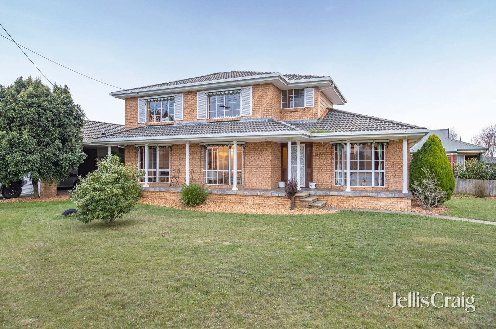 37 Rowan Parade, Wendouree image 1