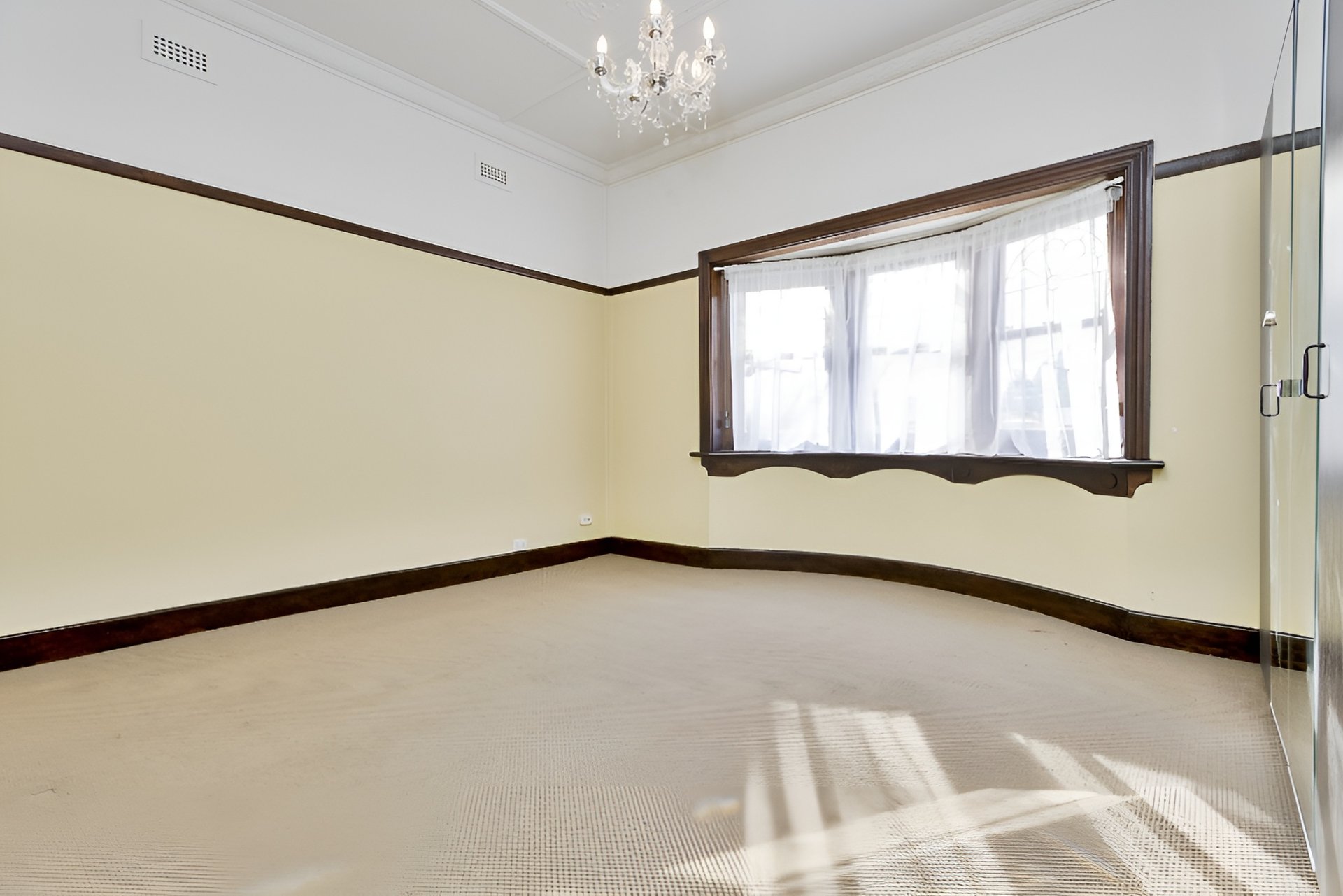 37 Sandown Road, Ascot&nbsp;Vale image 4