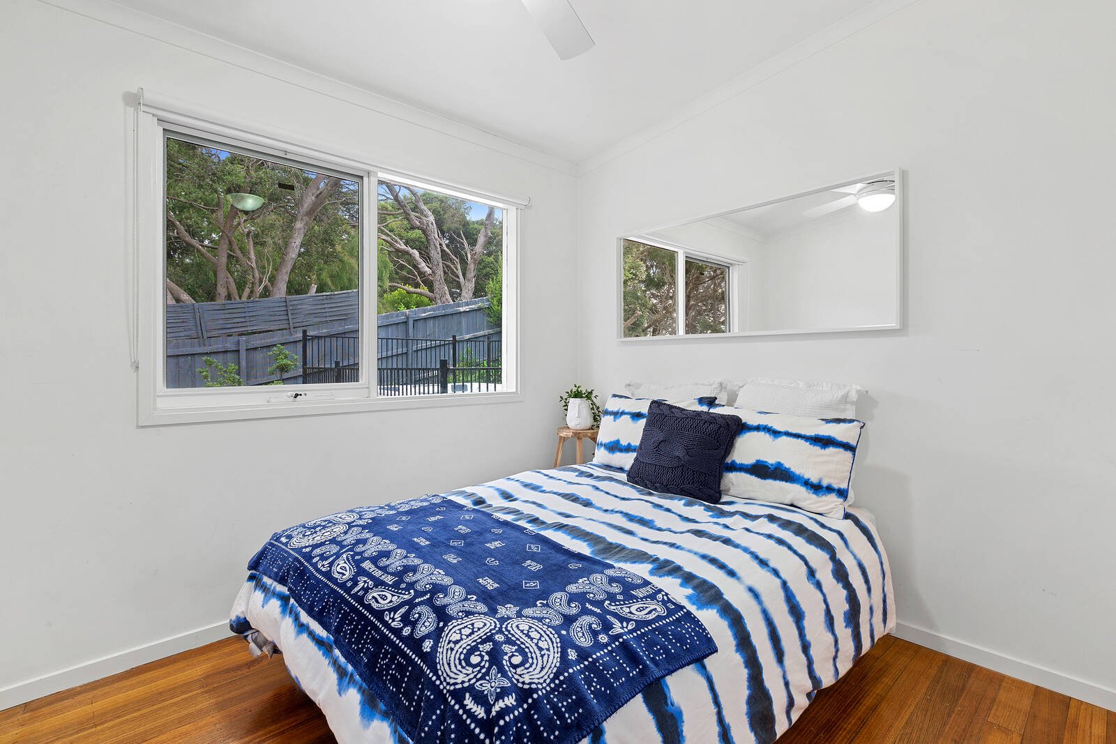 Property Gallery Thumbnail 12