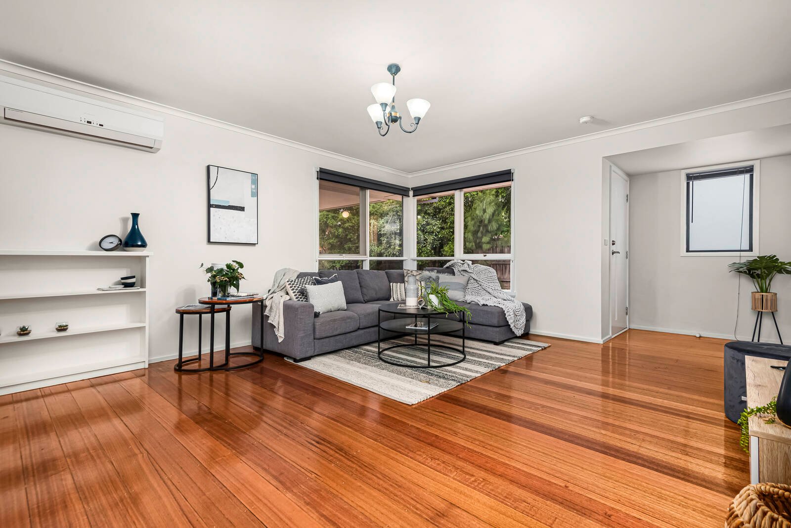 Property Gallery Thumbnail 3