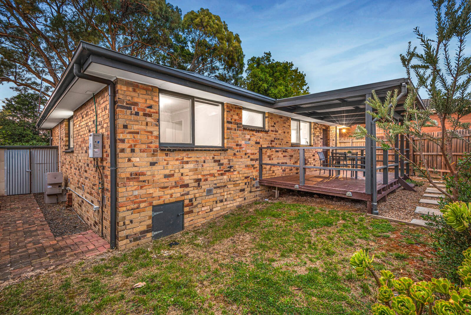 Property Gallery Thumbnail 9