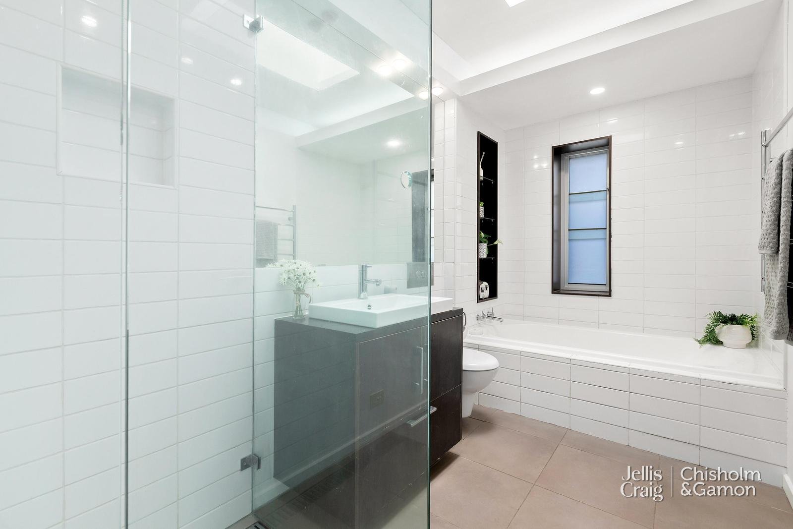 37 Shelley Street, Elwood image 9