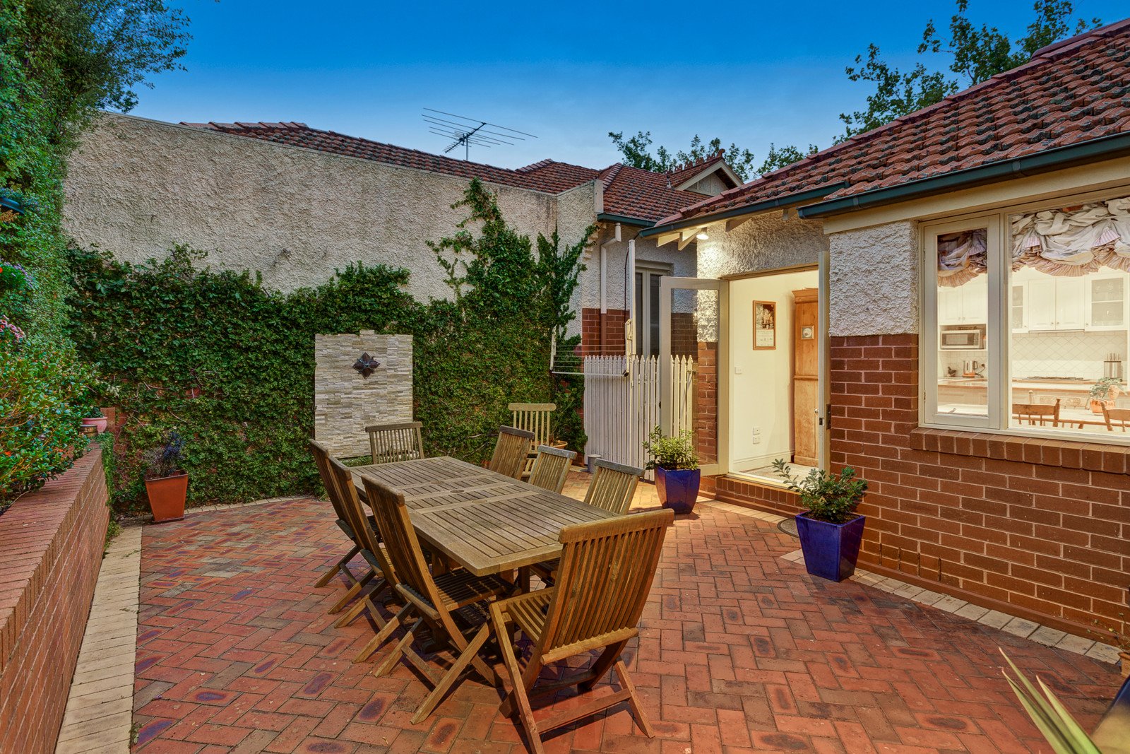 37 Shepherd Street, Surrey Hills image 7