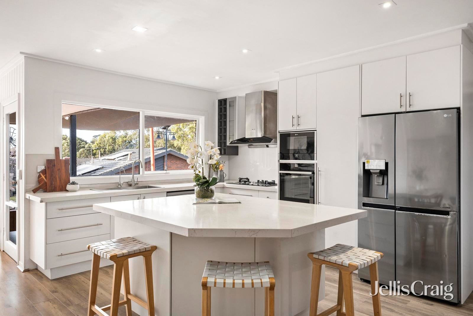 37 Sinclair Avenue, Templestowe&nbsp;Lower image 5