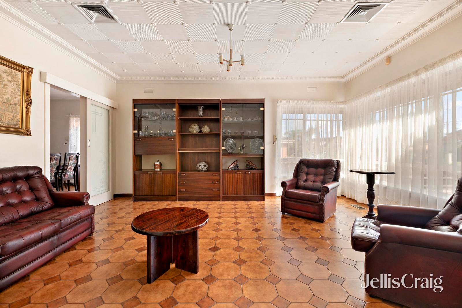 37 St Raphael Street, Avondale&nbsp;Heights image 2