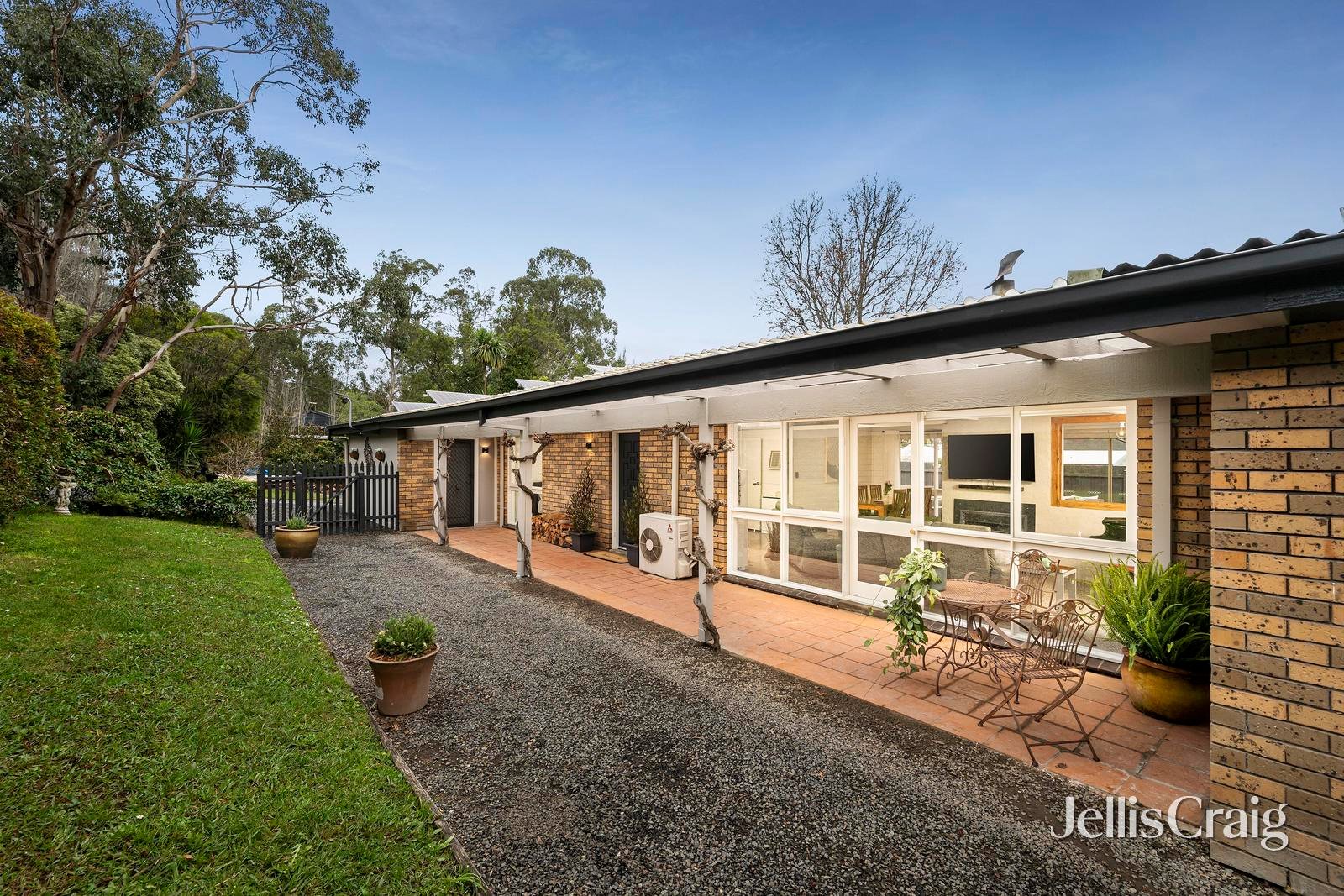 37 Station Road, Seville image 1