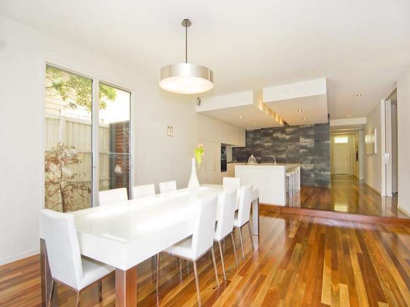 37 Stinton Avenue, Newtown image 3