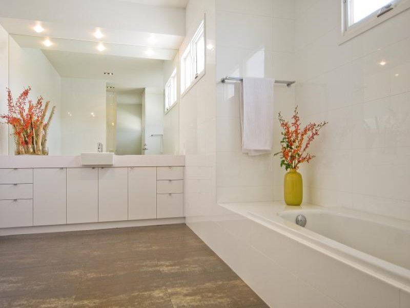 37 Stinton Avenue, Newtown image 11
