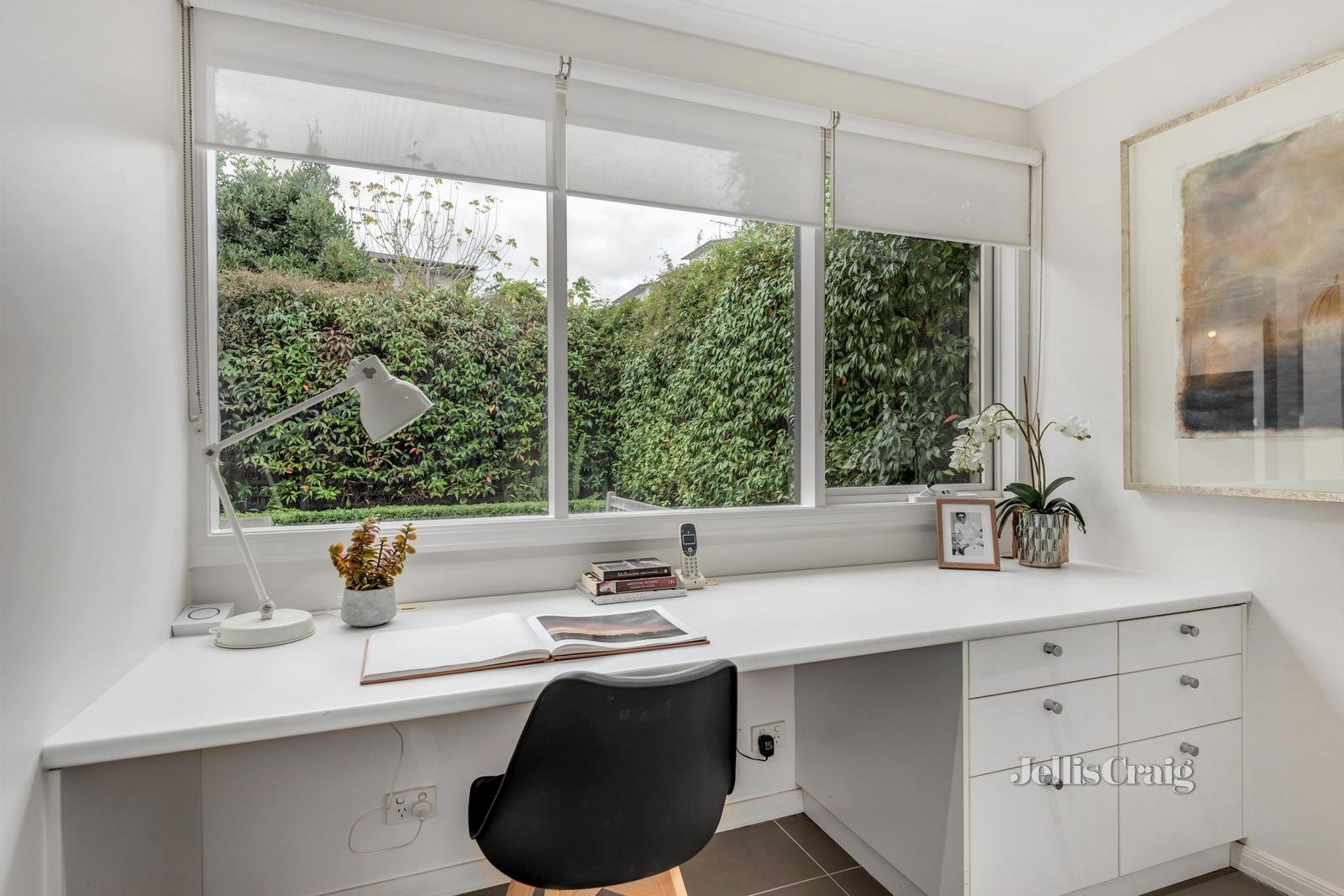 37 Sunhill Road, Glen Iris image 7
