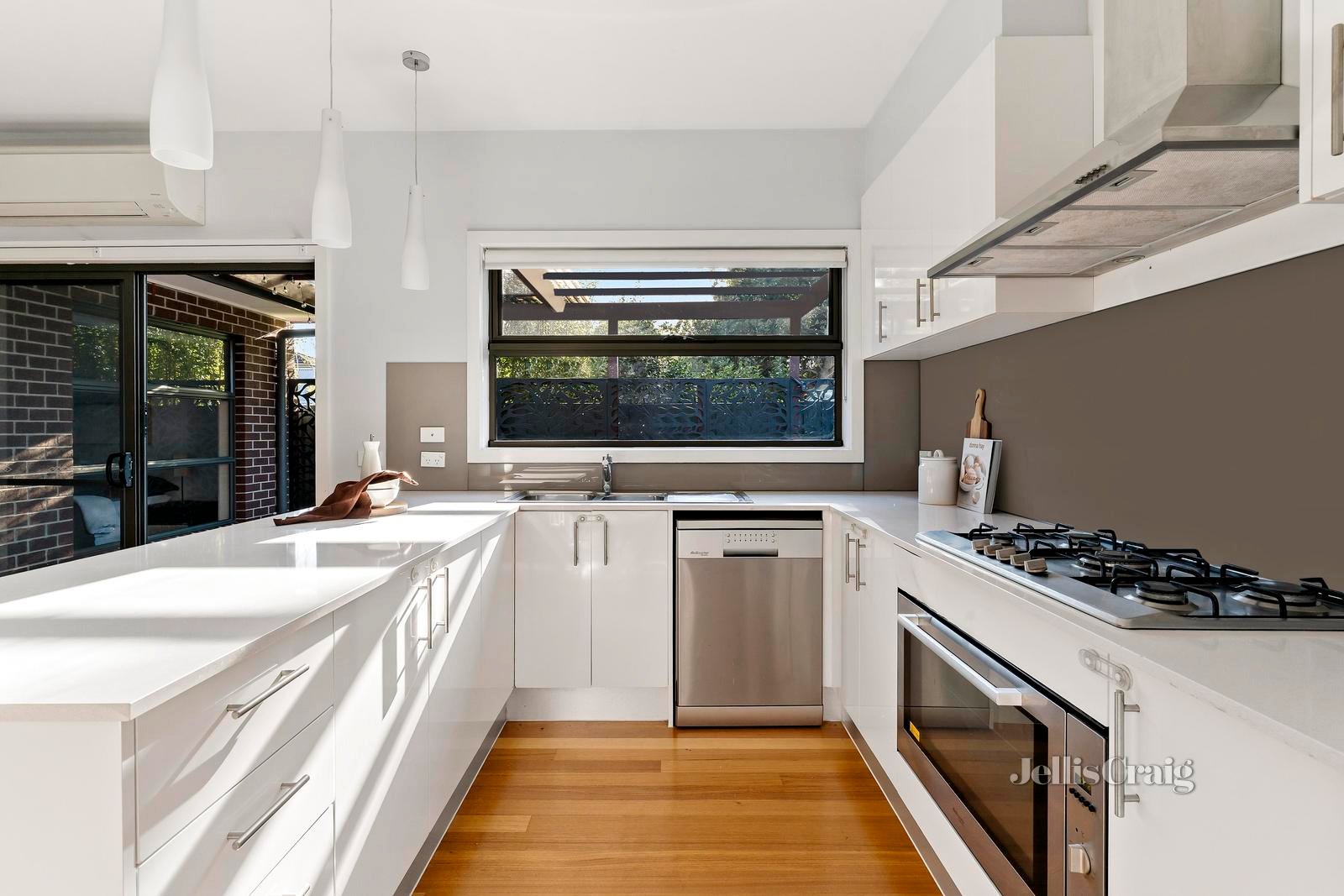 3/7 Thor Street, Strathmore image 4