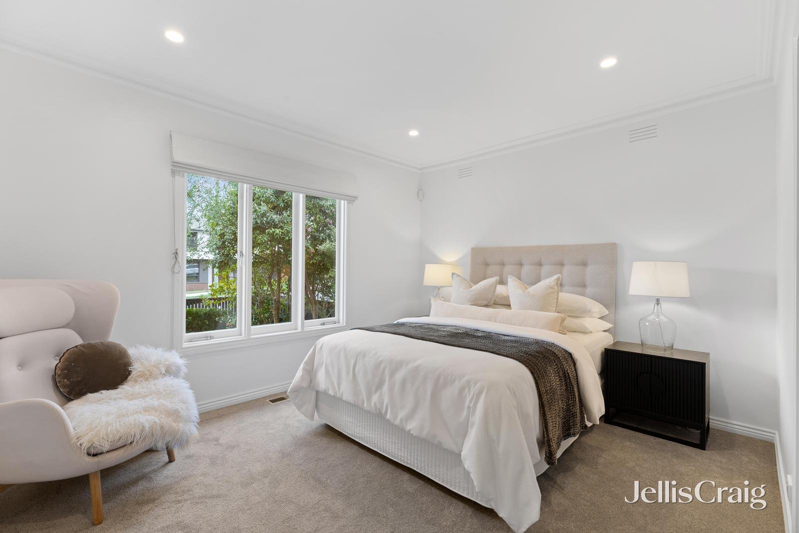 37 Toogoods Rise, Box Hill North image 7
